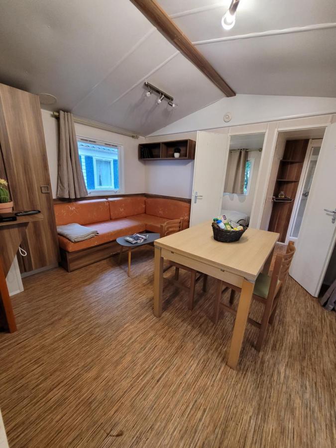 Camping Le Brochet Peronne  Ngoại thất bức ảnh